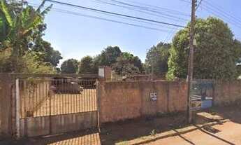 Imagem 4: Lote com duas Casas em excelente localização