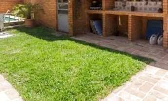 Imagem 2: LEO - Casa possui 165 metros quadrados com 3 quartos