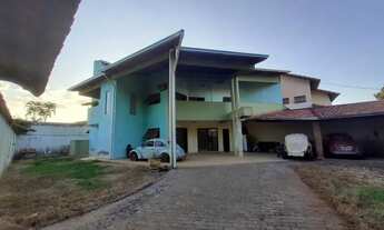 Imagem 7: Sobrado para venda possui 300 metros quadrados com 3 quartos em Setor Jaó - Goiânia - GO