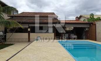 Imagem: Casa ampla com 2 quartos, piscina e churrasqueira