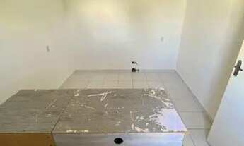 Imagem 6: Quarto, Cozinha e Banheiro com Água e Luz Inclusos no Esmeralda, 100 Metros da Pista