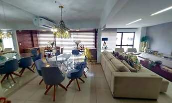 Imagem: Ponta Verde, apartamento com 180m², móveis