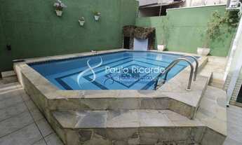 Imagem: Casa com 05 dormitórios sendo 01 suíte