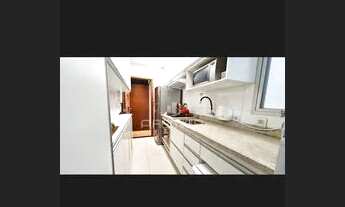 Imagem 3: Lindo apartamento todo reformado e com armários planejados!