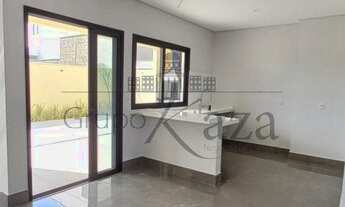 Imagem 2: Casa Sobrado Condomínio - Bairro Floresta - Condomínio Reserva Aruanã - 4 Suítes - 260m²