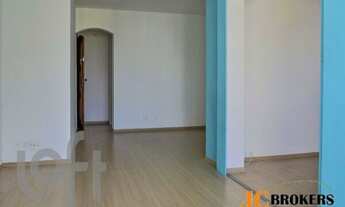 Imagem 5: Apartamento com 94m² de área útil, amplo living, 2 dormitórios sendo 1 suíte, 2 vagas