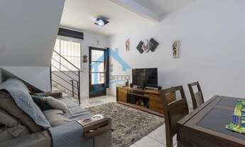 Imagem 2: Casa Geminada para Venda em Contagem, Jardim Laguna, 2 dormitórios, 2 banheiros, 1 vaga