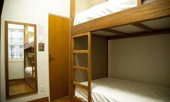 Imagem: Aliga-se Casa Mobiliada Quartos compartilhados