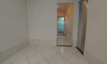 Imagem 2: Casa de vila 35m² com 1 Quarto no Centrão de Bangu a 600 m de tudo