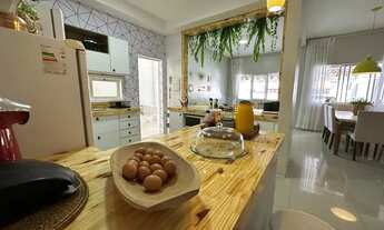 Imagem 4: Casa de condomínio para venda possui 120 metros quadrados com 3 quartos