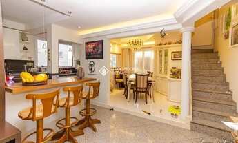 Imagem 3: Cobertura para venda tem 223 metros quadrados com 5 quartos em Centro - Florianópolis - SC