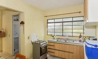 Imagem 5: Apolar imóveis vende excelente Sobrado com barracão nos fundos no Sitio Cercado