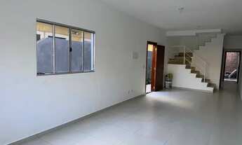 Imagem 6: Sobrado à venda novo, recém construído contendo 03 dormitórios sendo uma suíte, sala ampla