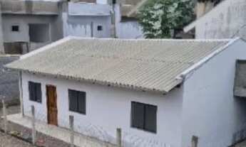 Imagem: Alugo Casa nova!