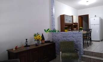 Imagem 3: Residência com ótima localização