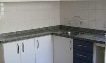 Imagem: Sacada. Piso madeira. 2 dorm com 1 suíte