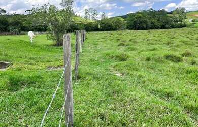 Imagem 7: T.e - Vende-se terrenos com entrada baixa