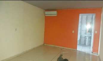 Imagem 5: ALUGO CASA COM 2 DORMITÓRIOS E 2 VAGAS DE GARAGEM