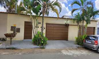 Imagem: Casa Vila Mariana. Três no mesmo lote