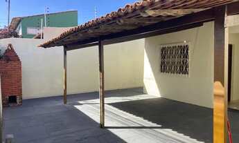 Imagem 5: Casa para aluguel possui 180 metros quadrados com 3 quartos em COHAB Anil I - São Luís - M