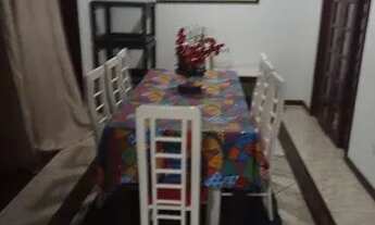 Imagem 5: República feminina aluga-se quartos