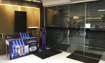 Imagem 3: Prédio comercial frente ao shoping, na P Eutíquio, 420m2, 02 pisos, elevador para cargas