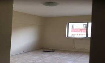 Imagem 3: Apartamento para aluguel e venda possui 45 metros quadrados com 2 quartos