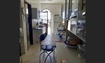 Imagem 4: Vende-se Casa com Ponto Comercial em Pau da Lima