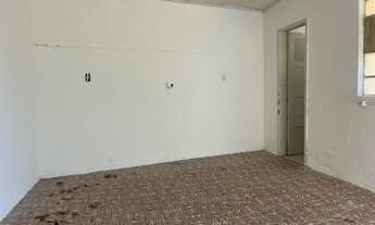 Imagem 3: Casa para venda com 130 metros quadrados com 3 quartos em Passo da Areia - Porto Alegre