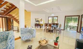 Imagem 4: Casa em condomínio de alto padrão às margens da lagoa