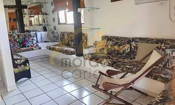 Imagem: Casa à venda com 3 quartos dentro de condomínio