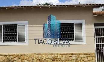 Imagem 6: Casa com 3 dormitórios para alugar, 100 m² por R$ 2.000/mês - Centro - Pouso Alegre/MG