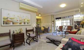 Imagem 2: Casa de condomínio para venda possui 299 metros quadrados com 3 quartos