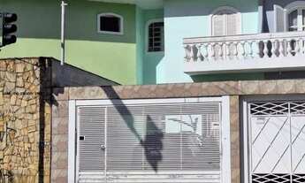 Imagem 2: Sobrado para Venda em Santo André, Santa Maria, 3 dormitórios, 1 suíte, 3 banheiros, 2 vag