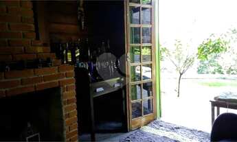 Imagem 4: Casa terrea na Serra Da Cantareira com um visual cinematográfico para as montanhas, piscin