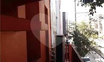 Imagem 7: Conjunto comercial na Av Teodoro Sampaio