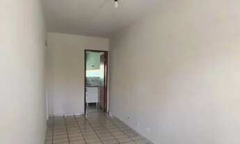 Imagem 3: Casa Residencial com 2 quartos para alugar por R$ 770.00, 55.00 m2 - SAO TOMAS - LONDRINA