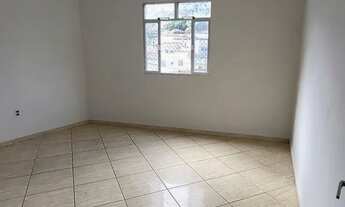 Imagem: Alugo AP 2/4 700 reais