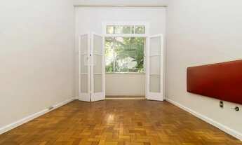 Imagem 2: Apartamento para venda tem 230 metros quadrados com 4 quartos em Copacabana - Rio de Janei