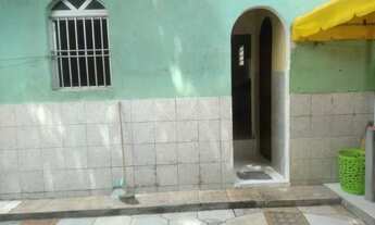 Imagem 2: Casa zumbi Casa com 2 dormitórios