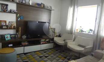 Imagem 4: Casa de condomínio sobrado para aluguel e venda possui 130 metros quadrados com 3 quartos