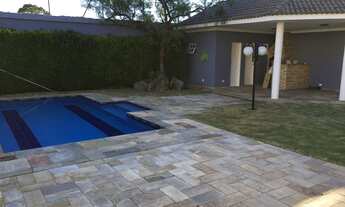 Imagem 7: Casa de condomínio para aluguel e venda possui 400 metros quadrados com 4 quartos