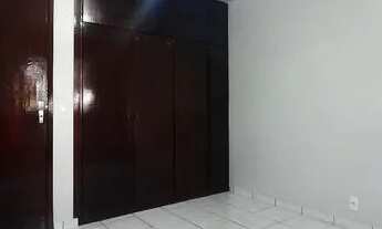 Imagem 4: Apartamento com 02 quartos com armários com garagem na Vila Flóes, Goiânia-GO