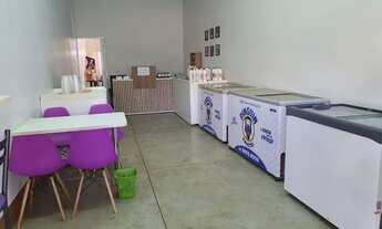 Imagem: Açaiteria montada com clientela formada