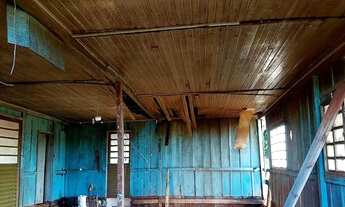 Imagem 3: Casa de madeira antiga