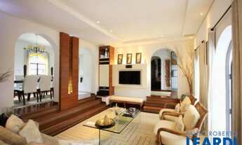 Imagem: SOBRADO - ALTO DE PINHEIROS - SP