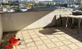 Imagem 2: Amplo sobrado arejado