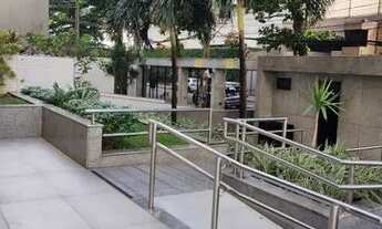 Imagem 7: Apartamento para aluguel e venda possui 170 metros quadrados com 4 quartos em Boa Viagem