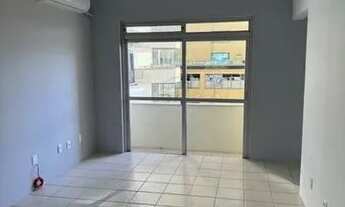 Imagem 4: Apto 01 dormitório com armário embutido, bwc completo, cozinha com armário embutido e área