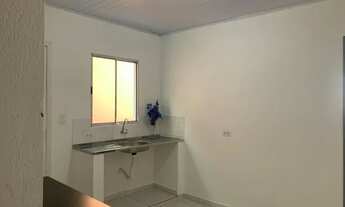 Imagem: Quarto e cozinha para locação no bairro